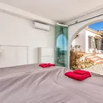 Beachside By Playa De La Duquesa, Manilva, Costa Del Sol *